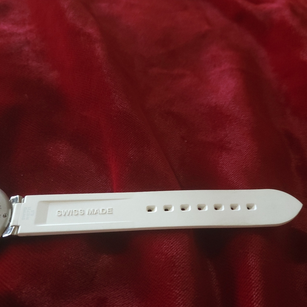 Louis Vuitton Q121G Diamond Watch Tambour 💯Authentic NEW Strap - Picture 7 of 10